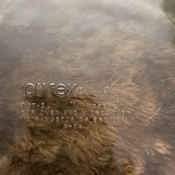 Pyrex Amber Brown Glass Baking Pan
Casserole Dish - Picture 5 of 12